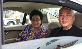 Vợ chồng Trần Lệ Hoa - Trì Trọng Thụy.