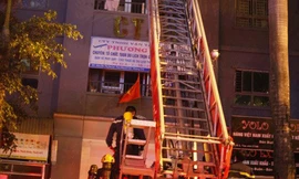 Nhiều ô tô, xe máy bị thiêu rụi ở vụ cháy chung cư Xa La