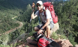 Phượt thủ mù đi khắp thế giới