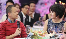 MC Lại Bắc Hải Đăng (trái).