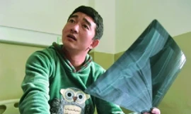 Bác sĩ bỏ quên kim khâu trong xương đùi bệnh nhân