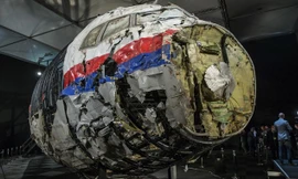 Các nhà điều tra Hà Lan đã phục dựng xác máy bay Boeing 777 của Malaysia Airlines từ những mảnh vỡ thu thập được ở miền đông Ukraine và công bố cùng kết luận điều tra ngày hôm qua.