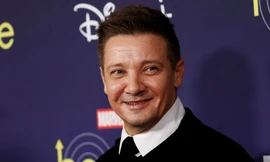"Hawkeye" Jeremy Renner gặp tai nạn nghiêm trọng ngay đầu năm 2023