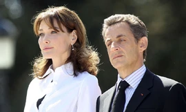 Bà Carla Bruni cùng ông Sarkozy thăm hoàng gia Tây Ban Nha
