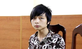 Kẻ tung clip 'nữ sinh lột áo đánh nhau' là sinh viên