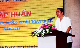 Ông Trần Hùng chia sẻ kinh nghiệm chống hàng lậu, hàng giả