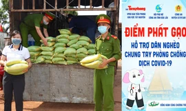 Chương trình đưa gạo về cho đồng bào vùng sâu