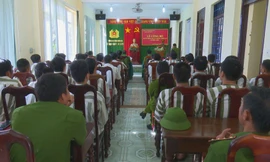 Lễ công bố Quyết định tha tù trước hạn cho các phạm nhân.