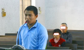 Tuấn trước tòa 