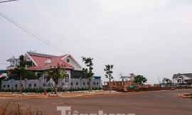 Nhiều biệt thự xây dựng trên đất nông nghiệp tại dự án nhà ở thương mại của Cty Nam Sơn