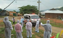 Lập chốt kiểm soát dịch ở xã Quảng Hòa