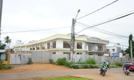 Dãy nhà ở xã hội đường Y Ơn xây dựng như không có người quản lý