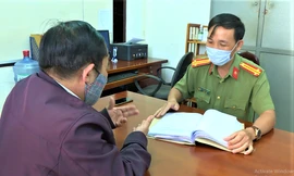 Công an làm việc với đại diện Công ty CP Việt TN