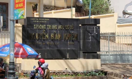 Nơi công tác của bà Oanh