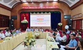 Tỉnh uỷ Hà Nam họp báo về tổ chức Đại hội Đảng bộ tỉnh Hà Nam lần thứ XX - Ảnh: Hoàng Long