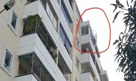 Cháu bé 3 tuổi bị ngã từ lan can tầng 8 của chung cư đã thoát chết kỳ diệu - Ảnh: Hoàng Long