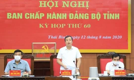 Ông Ngô Đông hải (giữa) được giới thiệu ứng cử Ban Chấp hành TƯ Đảng khoá XIII - Ảnh: Hoàng Long