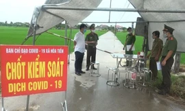 Khu vực xã Hoà Tiến (huyện Hưng Hà, tỉnh Thái Bình), nơi bệnh nhân 566 cư cú được kiểm soát nghiêm ngặt - Ảnh: Hoàng Long