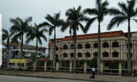 Trụ sở UBND huyện Đông Hưng, nơi phát hiện cán bộ tử vong tại phòng làm việc - Ảnh: Hoàng Long