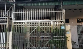 Căn nhà dùng để tổ chức đánh bạc được xây dựng khác kiến cố, kín đáo - Ảnh: Hoàng Long