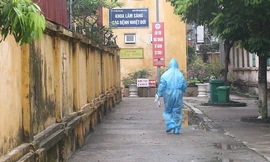 2 bệnh nhân COVID-19 tại Hà Nam được cách ly, điều trị tại Bệnh viện Đa khoa tỉnh Hà Nam - Ảnh: Hoàng Long