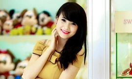 Khánh Chi khoe dáng tại điểm thi tài sắc Imiss