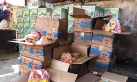 Hàng thực phẩm nhập lậu bị ngăn chặn *ảnh: TL