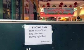 Các em học sinh ở Lạng Sơn thông báo được nghỉ học *ảnh: TL