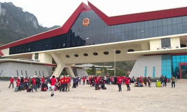 Nhiều cổ động viên không được nhập cảnh, phải quay lại Việt Nam *ảnh: Duy Chiến