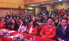 Đông đảo cán bộ, nhân dân Lạng Sơn tham gia chương trình hiến máu .Ảnh: Duy Chiến