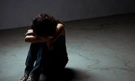 Bà Tết có biểu hiện trầm cảm nên đã tìm đến cái chết thương tâm (ảnh minh họa)