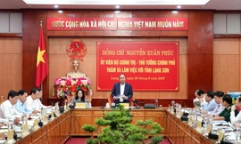 Thủ tướng Nguyễn Xuân Phúc phát biểu ý kiến tại buổi làm việc với lãnh đạo chủ chốt của tỉnh Lạng Sơn - Ảnh: VGP/Quang Hiếu