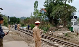 Công an Lạng Sơn khám nghiệm hiện trường, xử lý vụ tai nạn *ảnh: TL