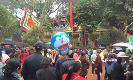 Ngày hội Đồng Đăng rất đông người, dẫn đến mất trật tự, trị an. Ảnh: Duy Chiến