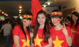 CĐV Sài Gòn cuồng nhiệt trước trận chung kết