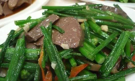 Rau hẹ bổ dương khí, dùng thích hợp trong mùa xuân.