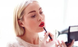 Những dụng cụ cơ bản giúp việc trang điểm thêm hoàn hảo