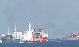 Từ Hoàng Sa: Tàu cá Trung Quốc quăng lưới cản đường tàu Việt Nam