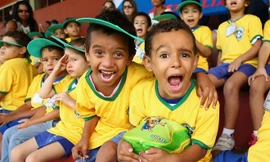 Bên thềm World Cup: Brazil rộn ràng lễ hội bóng đá