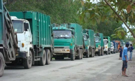 Số rác này từ bãi rác Phước Hiệp sẽ được vận chuyển về Đa Phước để xử lý- Ảnh L.N