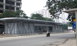 Cận cảnh nhà chờ xe buýt 'tiêu chuẩn quốc tế' ở Hà Nội