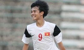 Văn Toàn và các đồng đội dễ dàng ghi 28 bàn vào đội bóng dưới cơ. Ảnh: Đông Huyền.