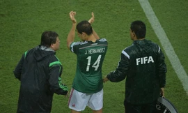 HLV Miguel Herrera khuyên Hernandez rời M.U.