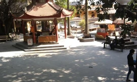  Đền Bà Chúa Kho vắng người về 'trả nợ'