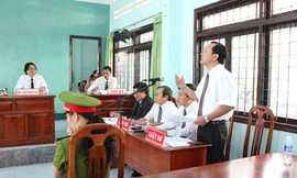 Luật sư tham gia tranh tụng tại phiên tòa - Ảnh: Gia Khánh