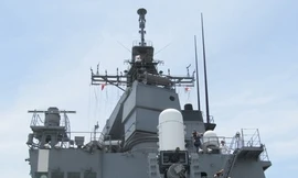 Chùm ảnh tàu Kunisaki tại cảng Tiên Sa