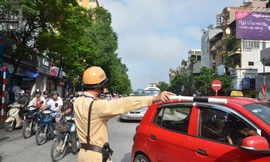Hà Nội: Ngày đầu cấm ô tô đường Xuân Thủy - Cầu Giấy