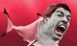 Suarez bị chế ảnh ‘kinh dị’ sau khi cắn cầu thủ khác