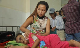 'Con sợ ba mẹ chích điện con...'