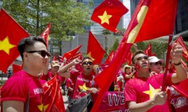 Đây là lần đầu tiên một cuộc biểu tình phản đối Trung Quốc đưa giàn khoan vào vùng đặc quyền kinh tế của Việt Nam được tổ chức ở Hong Kong. Ảnh: SCMP.